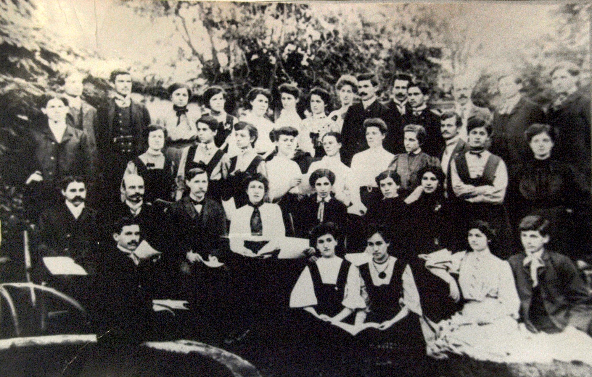 faculty-members-in-samokov-1907jpg