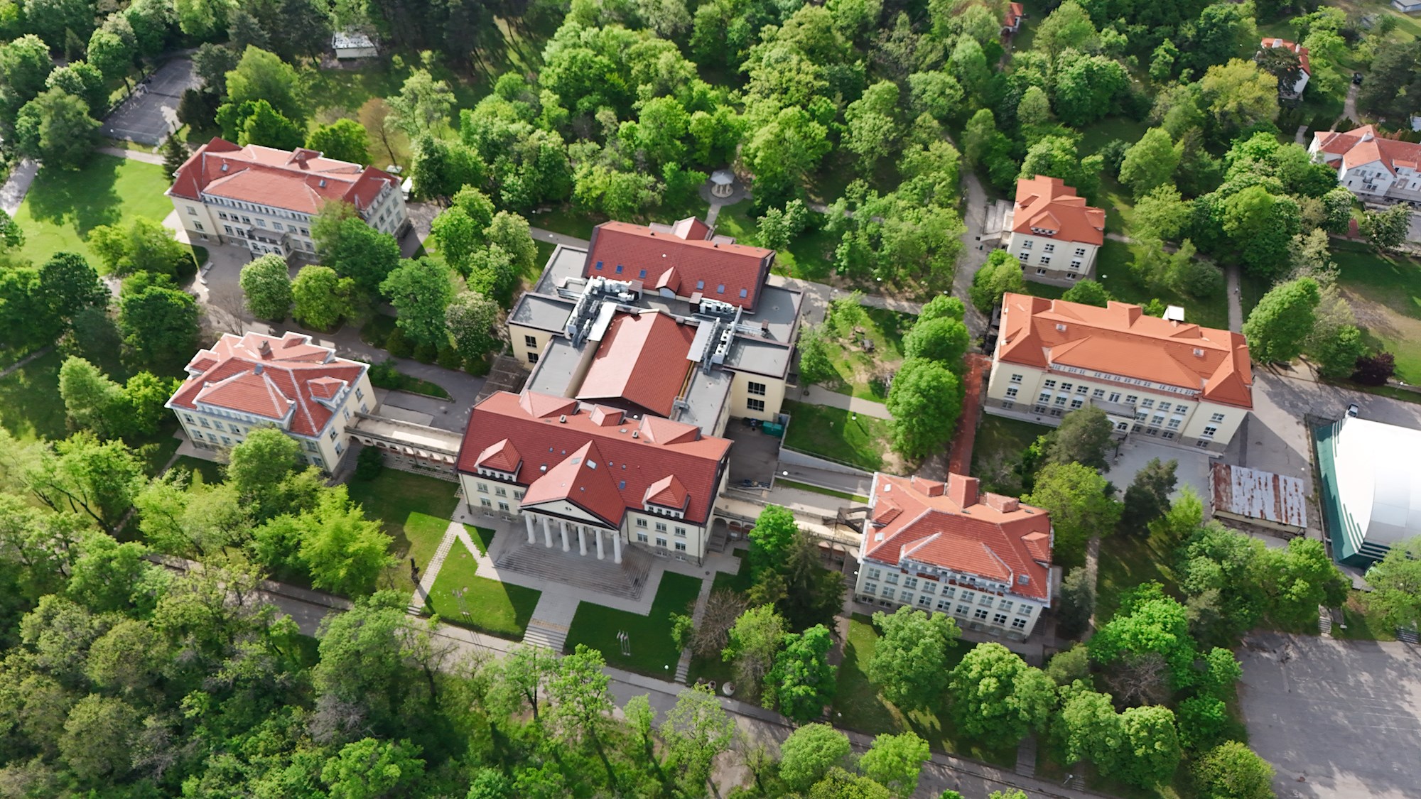 dji-20250503175200-0037-d